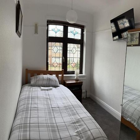 Amazing And Romantic O2 Arena 4 Bedrooms House Free Parking Londra Dış mekan fotoğraf