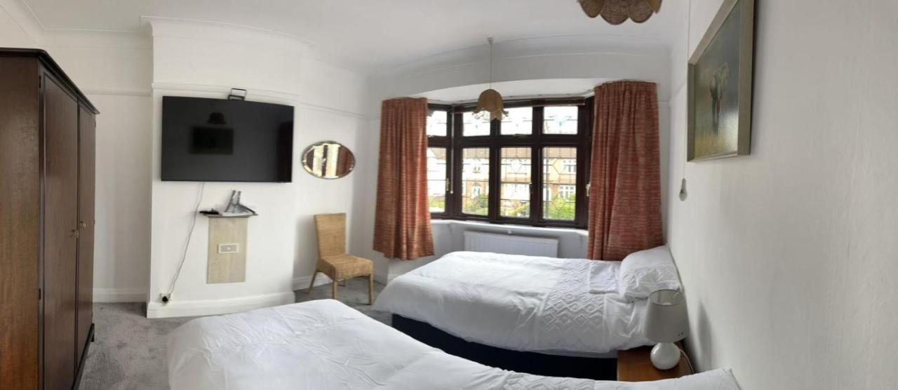Amazing And Romantic O2 Arena 4 Bedrooms House Free Parking Londra Dış mekan fotoğraf
